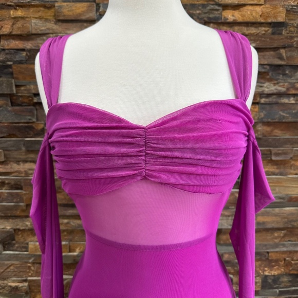 REVOLVE Runaway The Label Lamoura Dress Plum Size Small - Picture 7 of 17